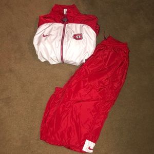 Nike sweat suit size Large